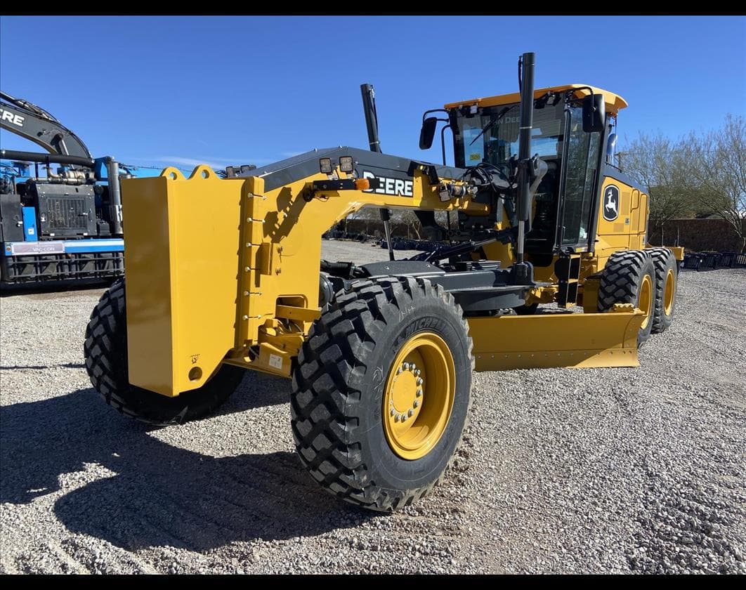 Product image 1 | 4re Equipment | ID: 1200335