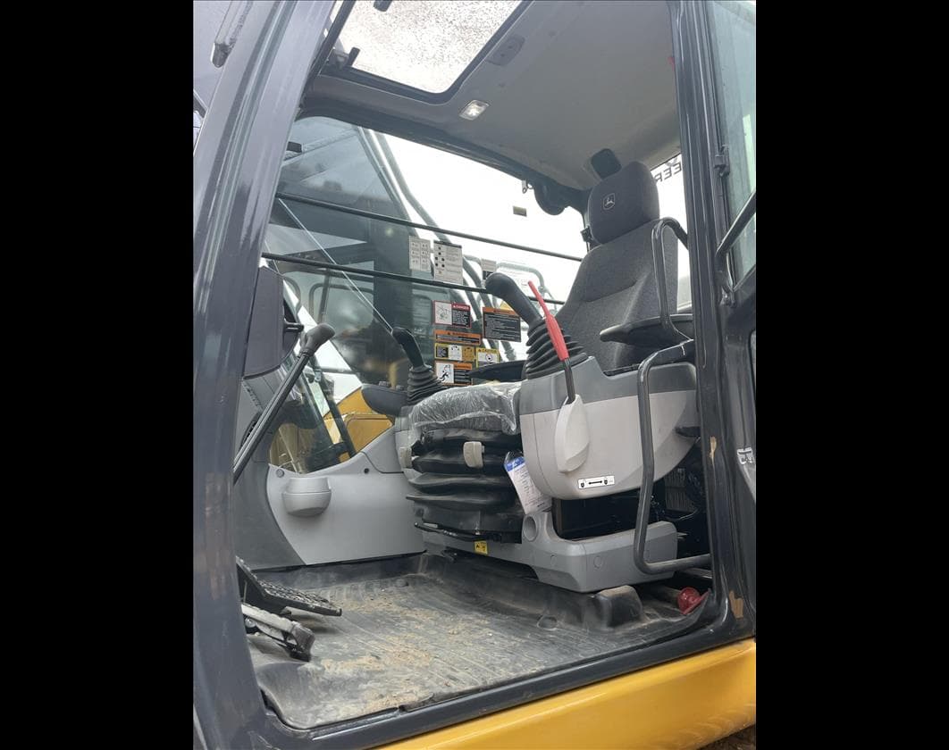 Product image 1 | 4re Equipment | ID: 1206079