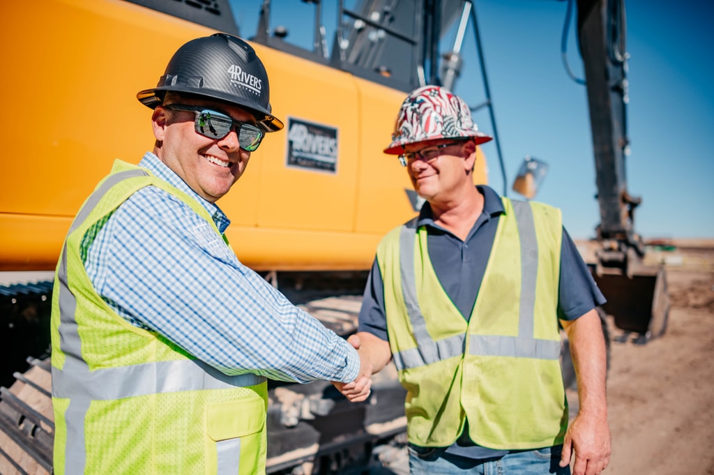 Company | 4Rivers Equipment