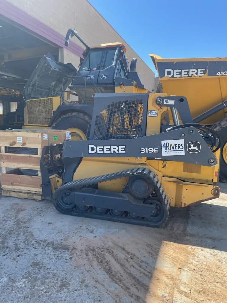 4Rivers Equipment Empowers Next Generation of Heavy Equipment Technicians Through Partnership and…