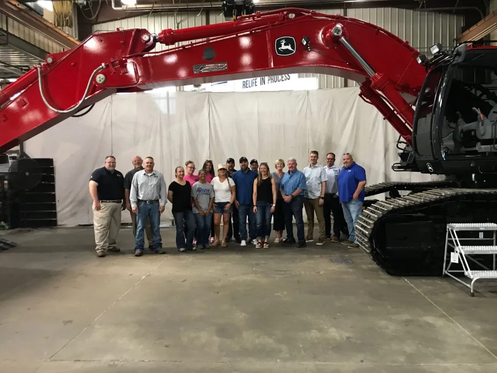 Colorado Springs Unveils 'Relifed' 470G Excavator for Frazee Construction Co.