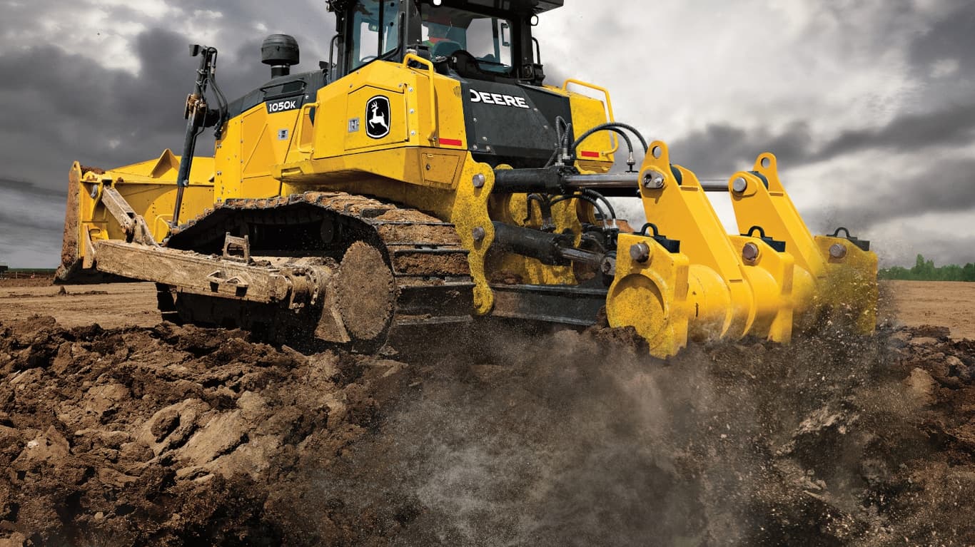 Rear-view of a 1050K Dozer at a worksite. | 4re Equipment | ID: 1050kt